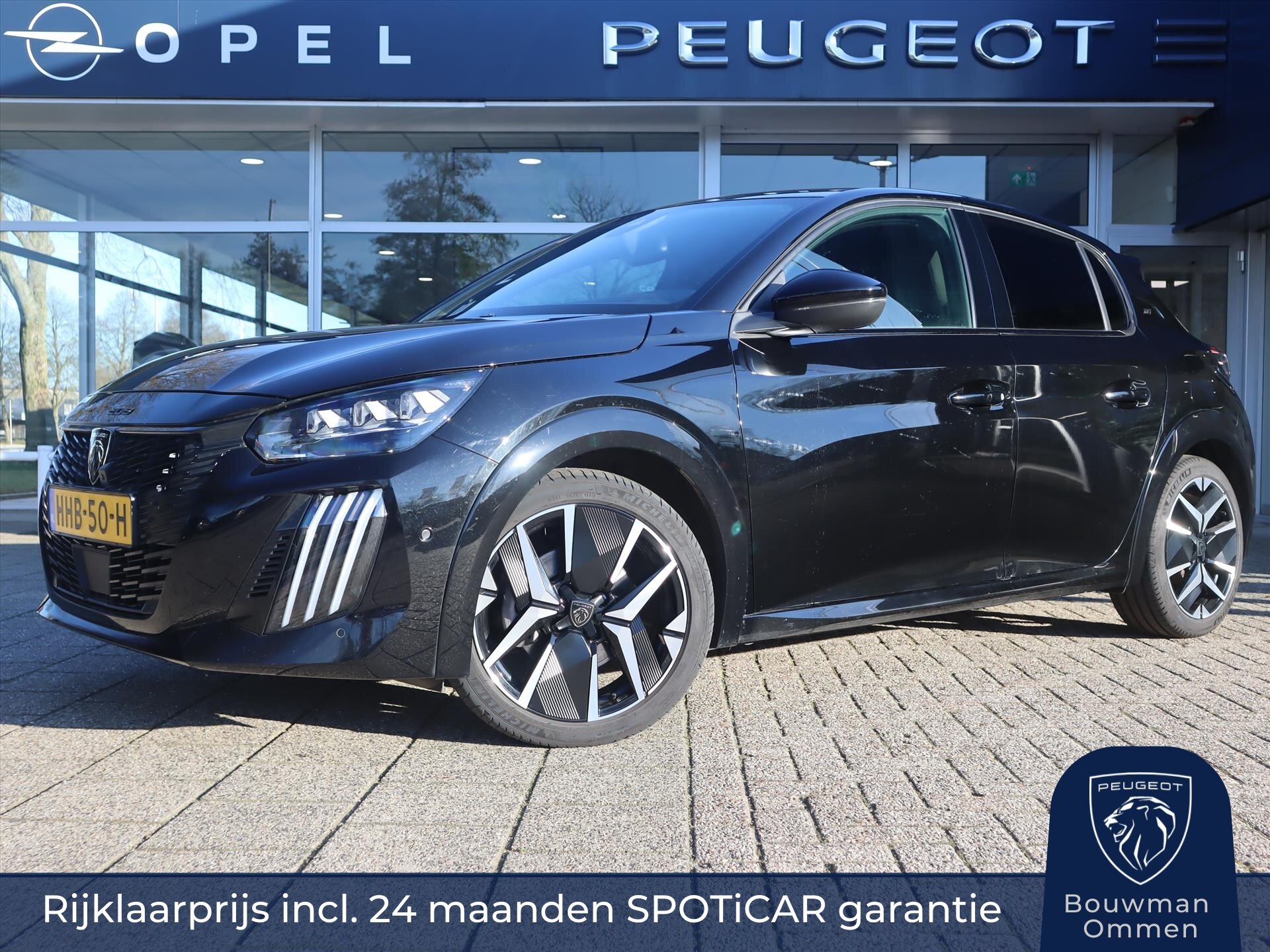 Peugeot 208 GT HYBRID 145pk e-DCS6 automaat, Rijklaarprijs, Camera voor en achter Adaptieve cruise control Keyless entry & start