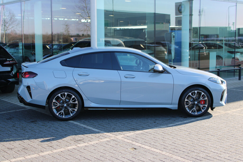 BMW 2 Serie 7