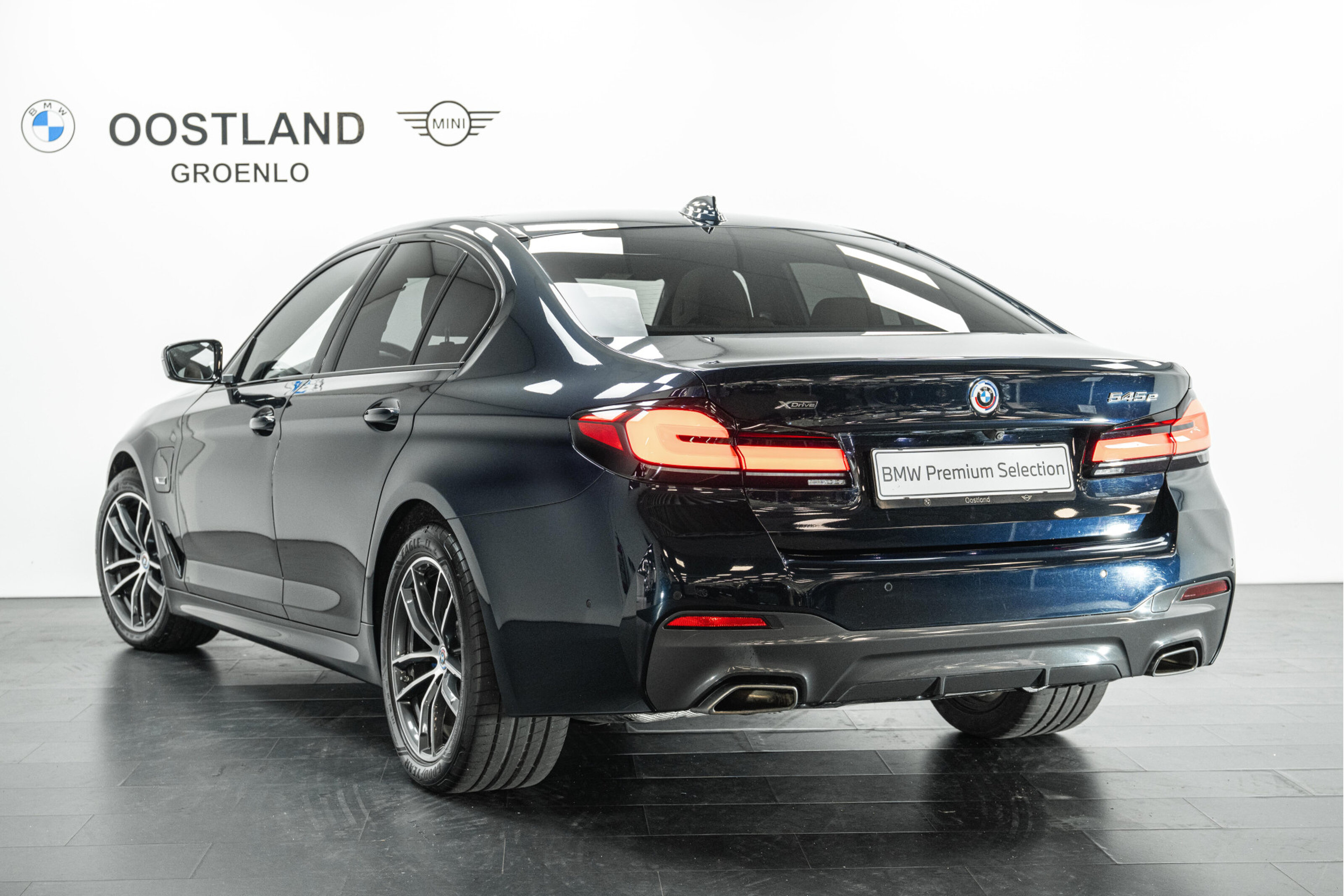 BMW 5 Serie 545e xDrive High Executive M Sport Automaat