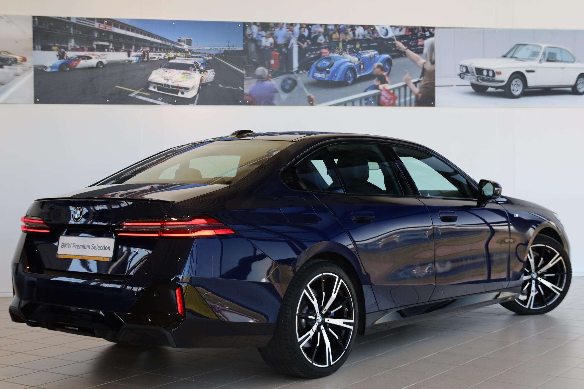 BMW 5 Serie Sedan 520i - Afbeelding 2
