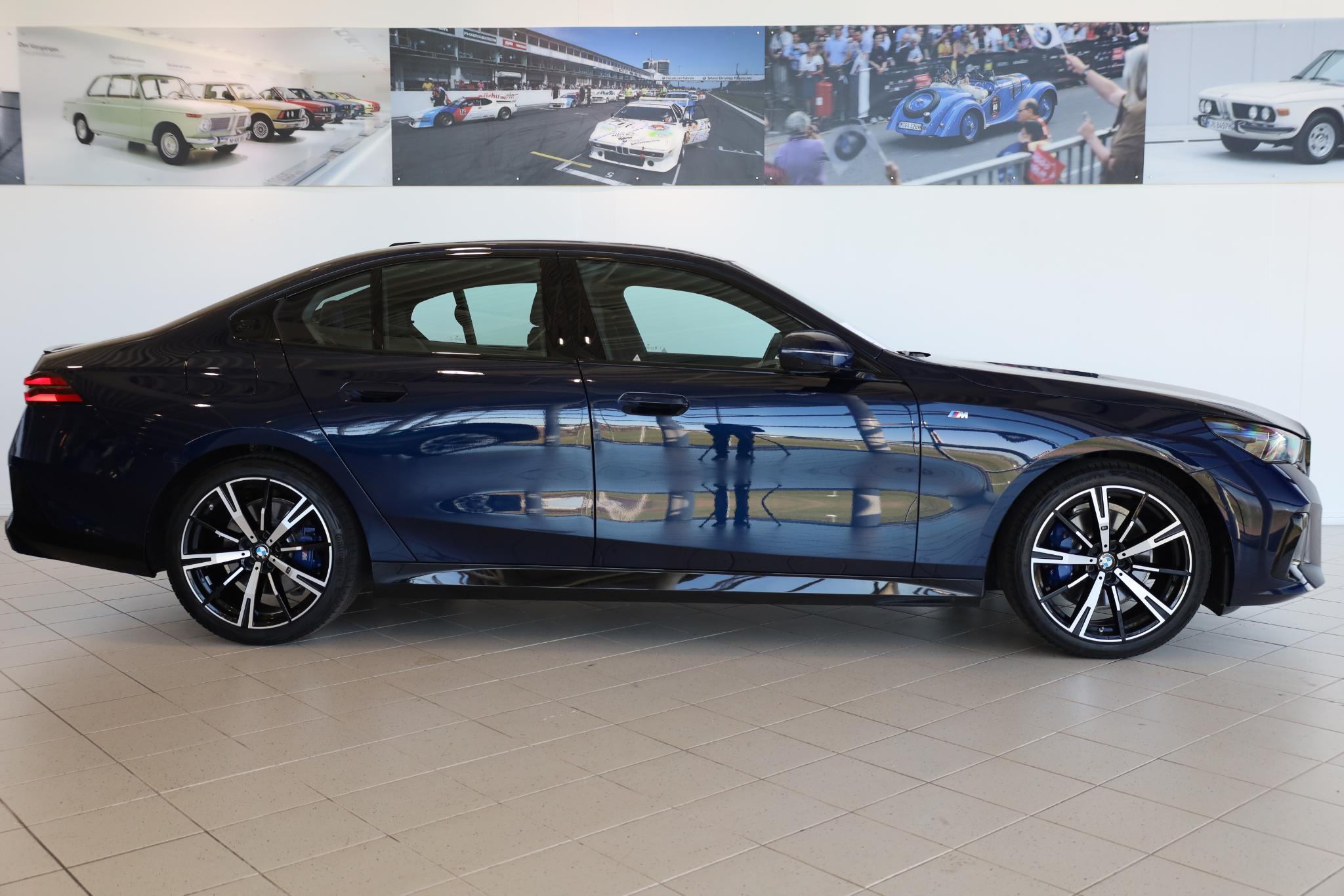 BMW 5 Serie Sedan 520i - Afbeelding 3