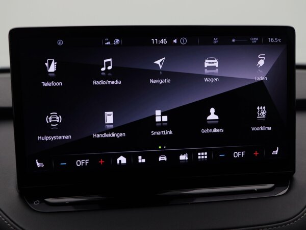 Apple Carplay/Android Auto Apple Carplay/Android Auto