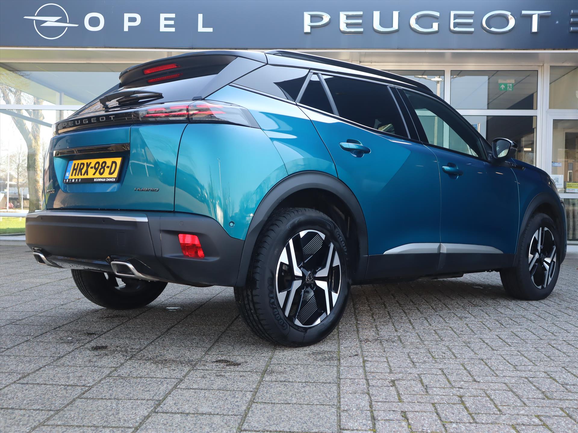 Peugeot 2008 SUV GT Hybrid 145pk e-DCS6 automaat, Rijklaarprijs, 360° Camera Elektr. verst. bestuurdersstoel Verwarmbare voorstoelen - Afbeelding 4