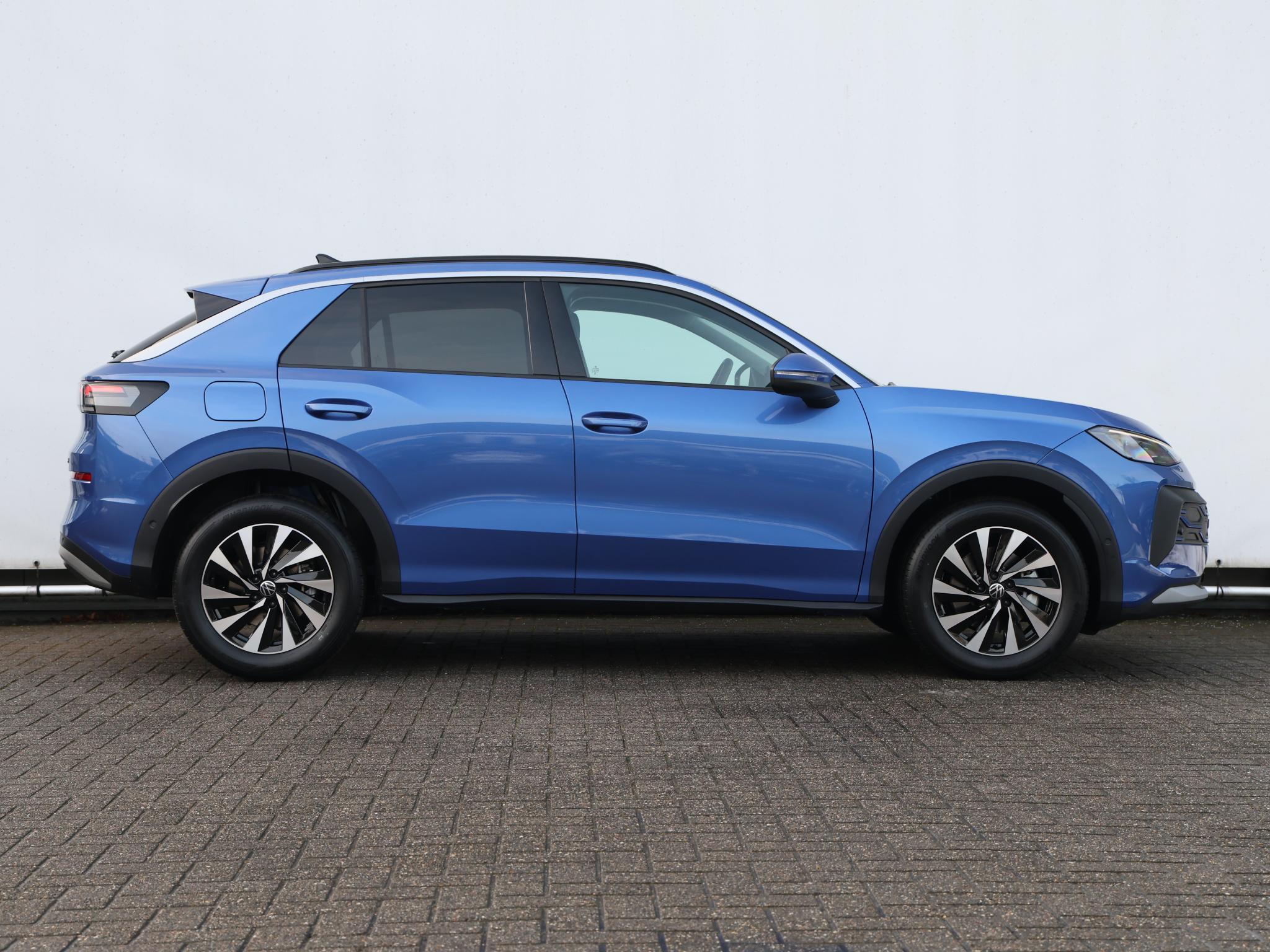 Volkswagen T-Roc Life First Edition 1.5 eTSI 116 PK - Afbeelding 2