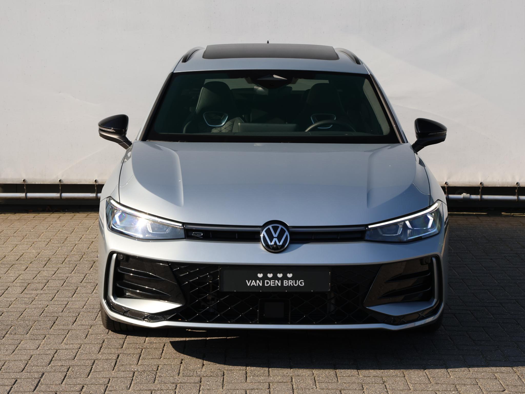 Volkswagen Passat Variant 1.5 eHybrid R-Line Edition - Afbeelding 4