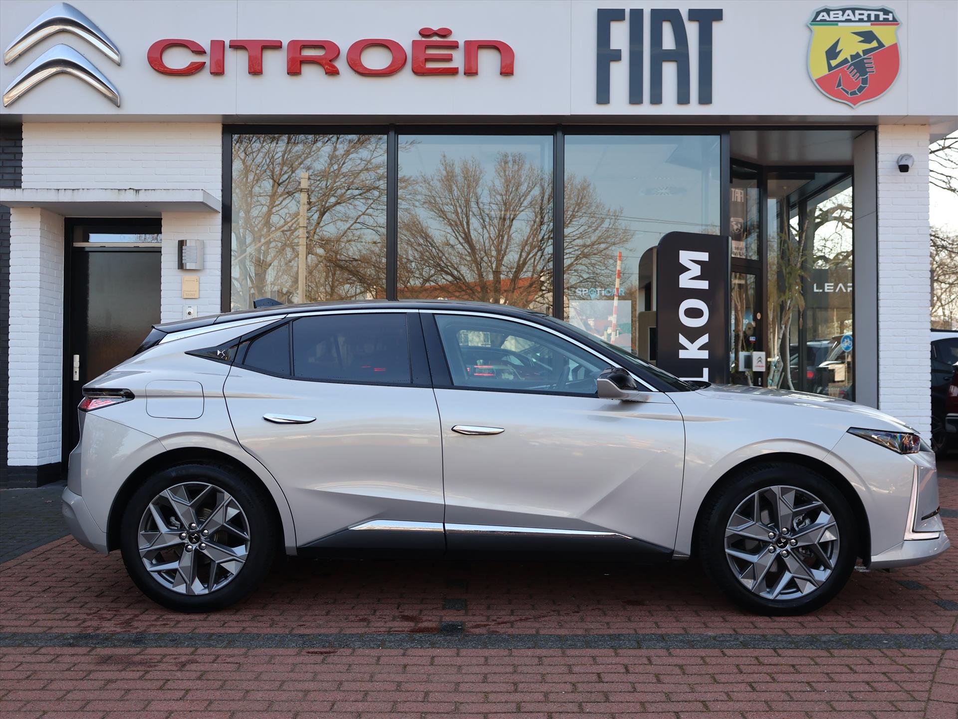 DS DS 4 Hybride 145PK e-DCS6 Automaat Pallas, Rijklaarprijs | Navigatie | Trekhaak afn. | Adaptieve Cruise Control - Afbeelding 3