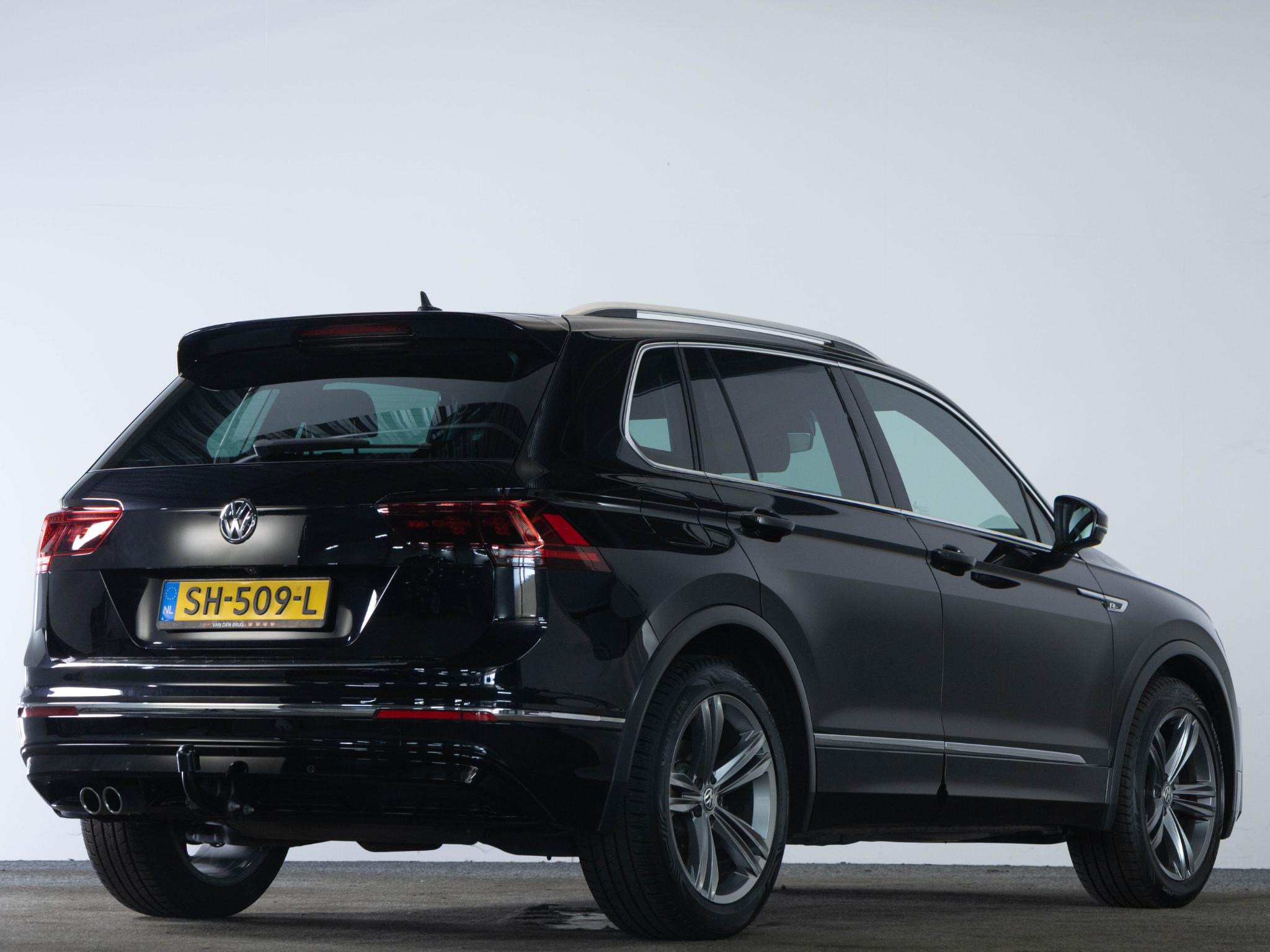 Volkswagen Tiguan R-Line 1.4 TSI 150 PK - Afbeelding 2