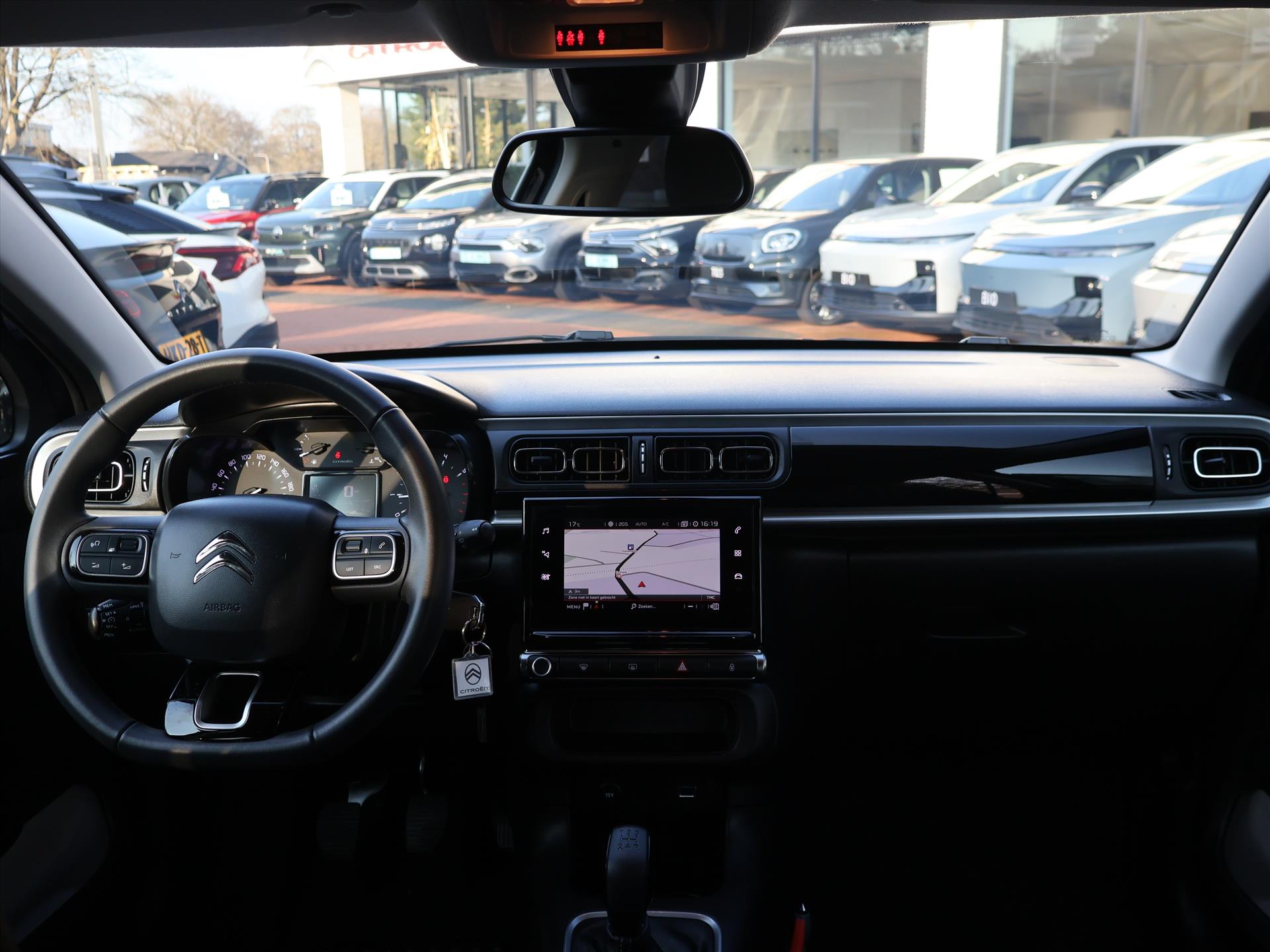 Citroën C3 1.2 PureTech 83pk S&S Feel Edition, Rijklaarprijs | Navigatie | Camera | DAB+ | 17 inch lichtmetalen wielen - Afbeelding 5