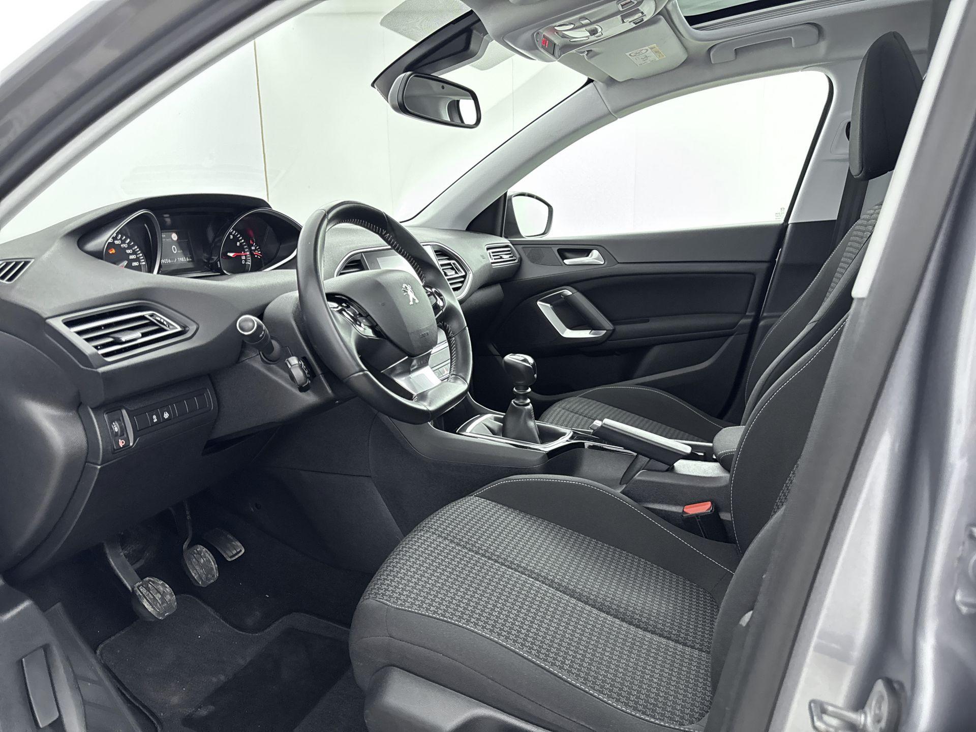 Peugeot 308 SW 1.2 110 pk Blue Lease Executive - Afbeelding 5