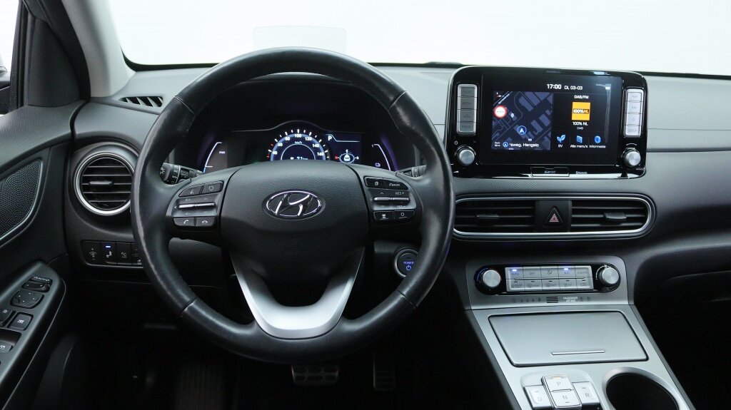 Hyundai Kona EV Premium 64 kWh | 100% SoH! | Navigatie | Leder | Camera | - Afbeelding 3