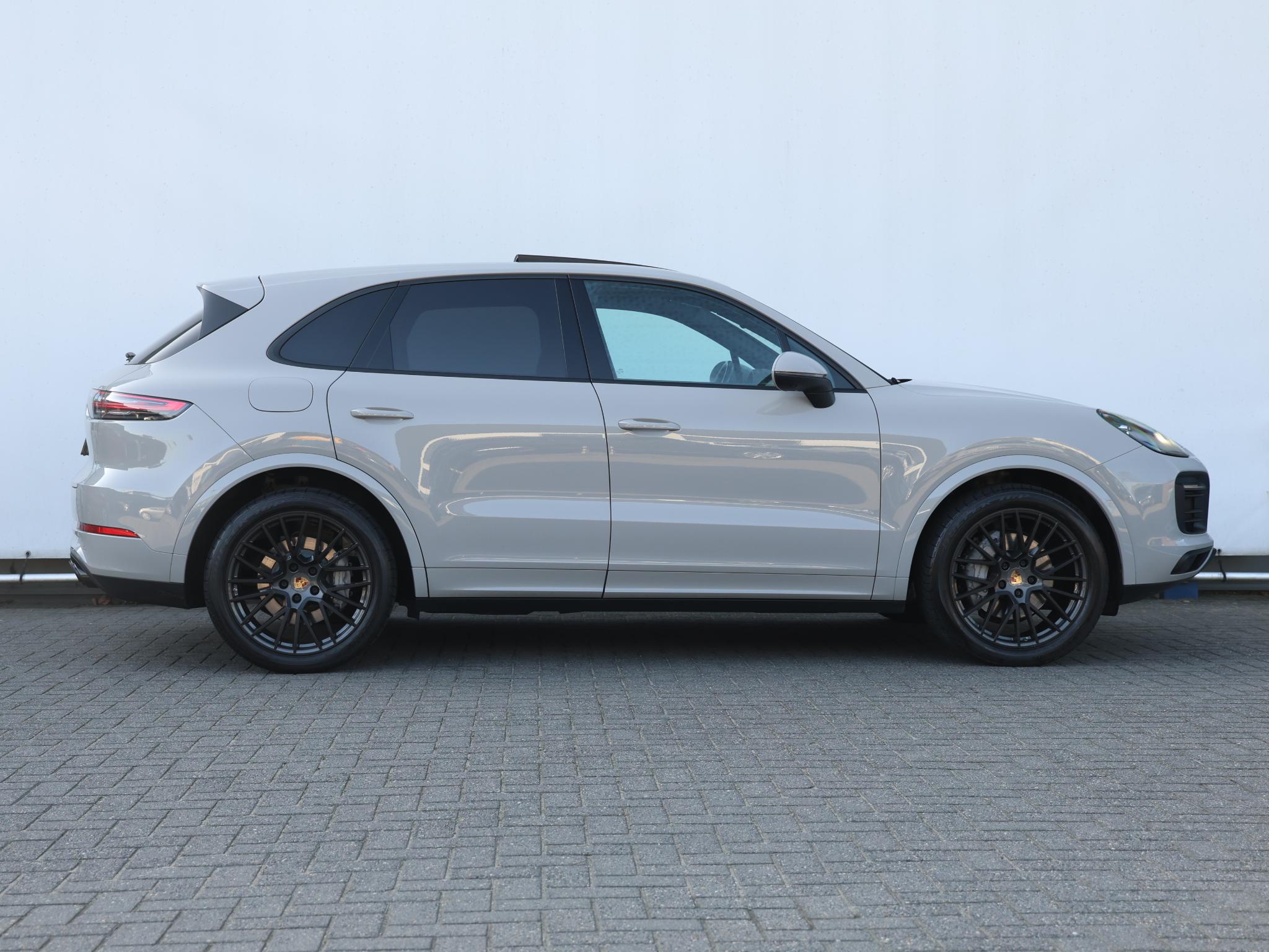 Porsche Cayenne 3.0 E-Hybrid - Afbeelding 2