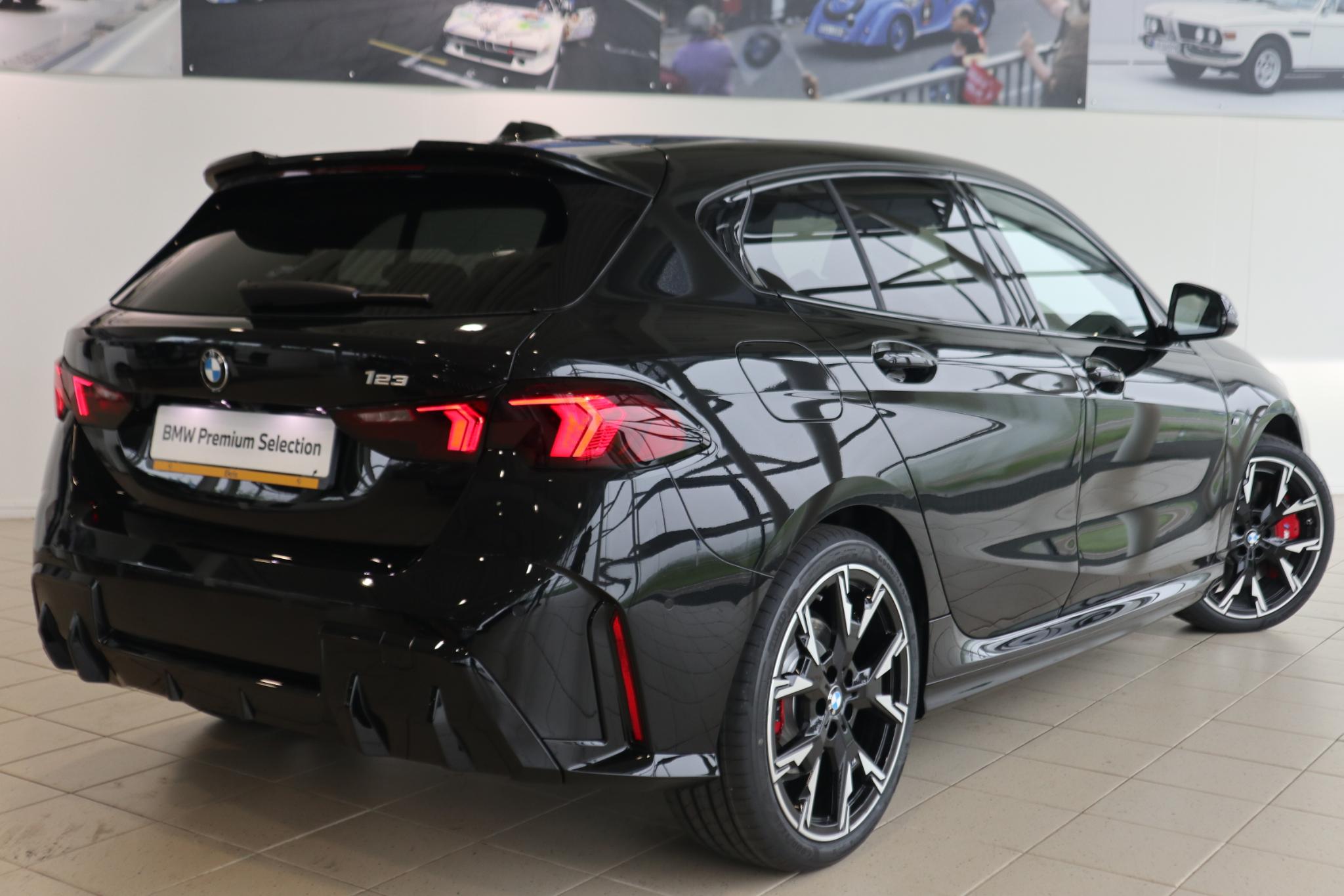 BMW 1 Serie 123 xDrive - Afbeelding 2