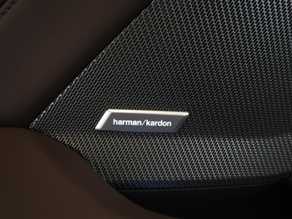 Harman-Kardon sound system