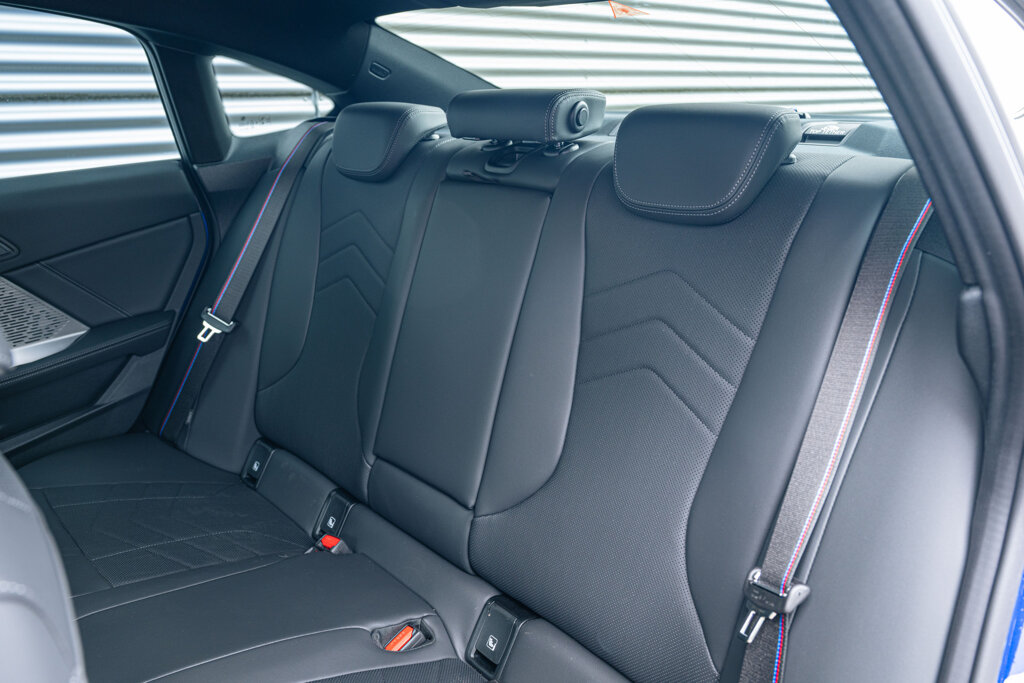 BMW 2 Serie 38