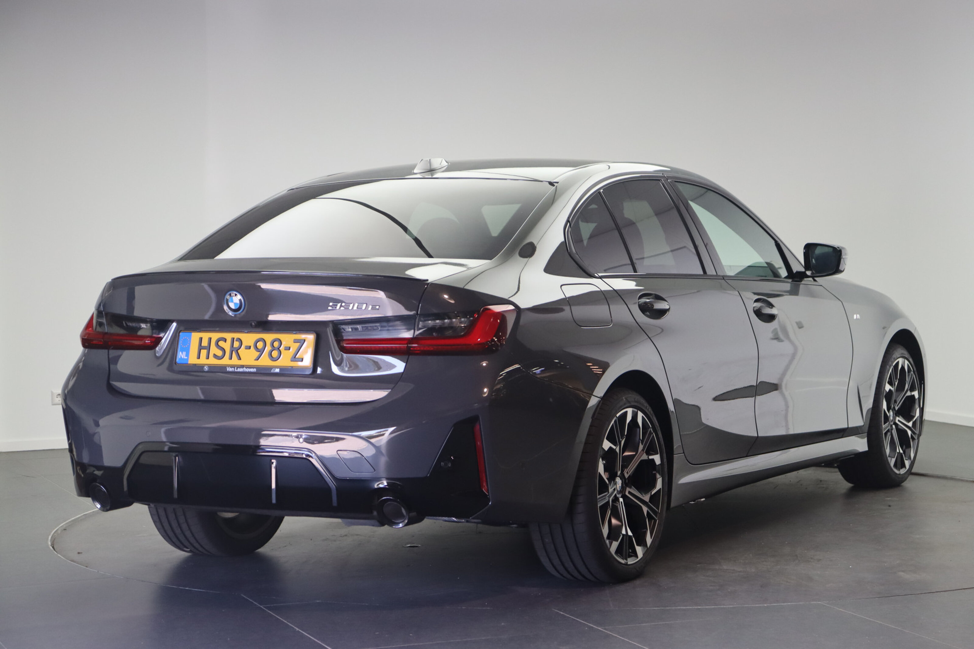 BMW 3 Serie 330e High Executive M Sport Automaat