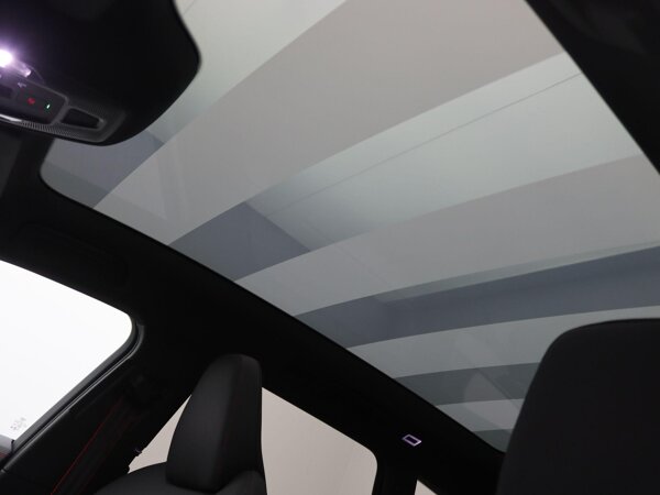 Glazen panoramadak met variabele transparantie