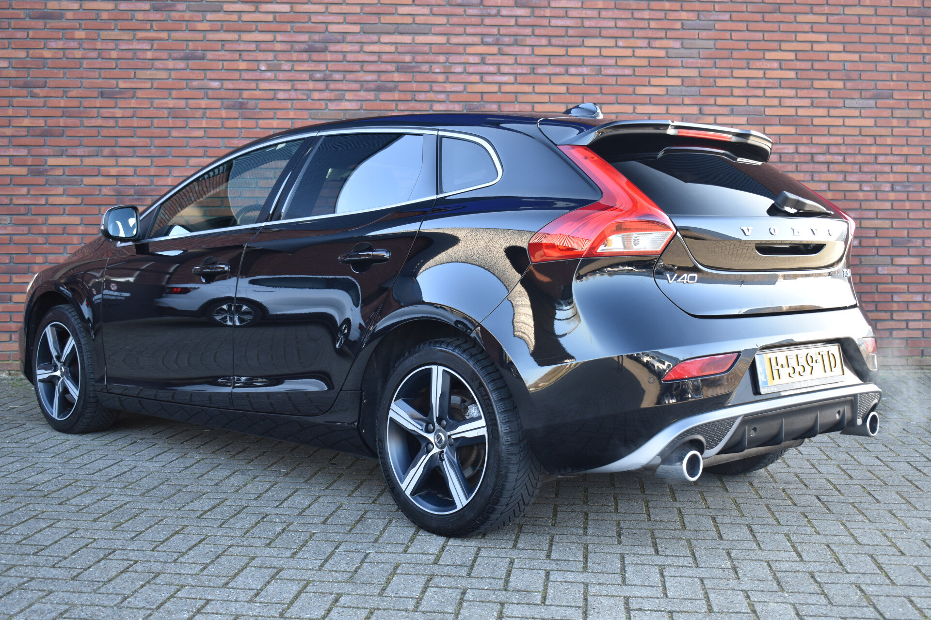 Volvo V40 T3 153PK Automaat Polar+ Sport - Afbeelding 3
