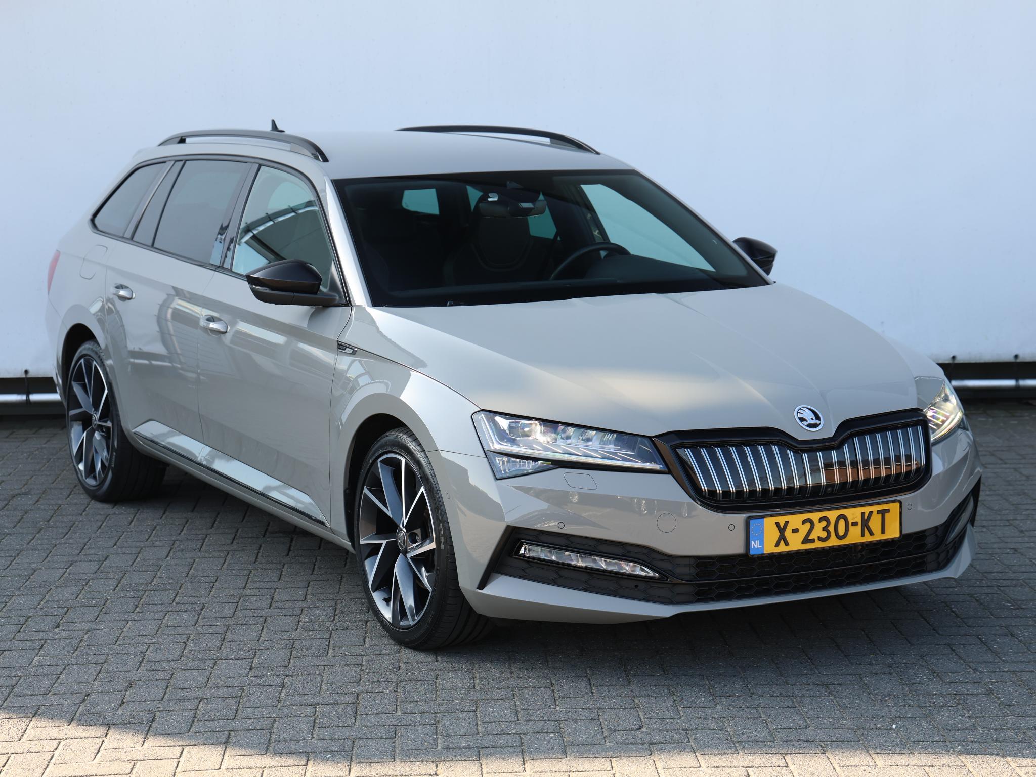 Škoda Superb Combi 1.4 TSI iV Sportline Business 218pk DSG - Afbeelding 3