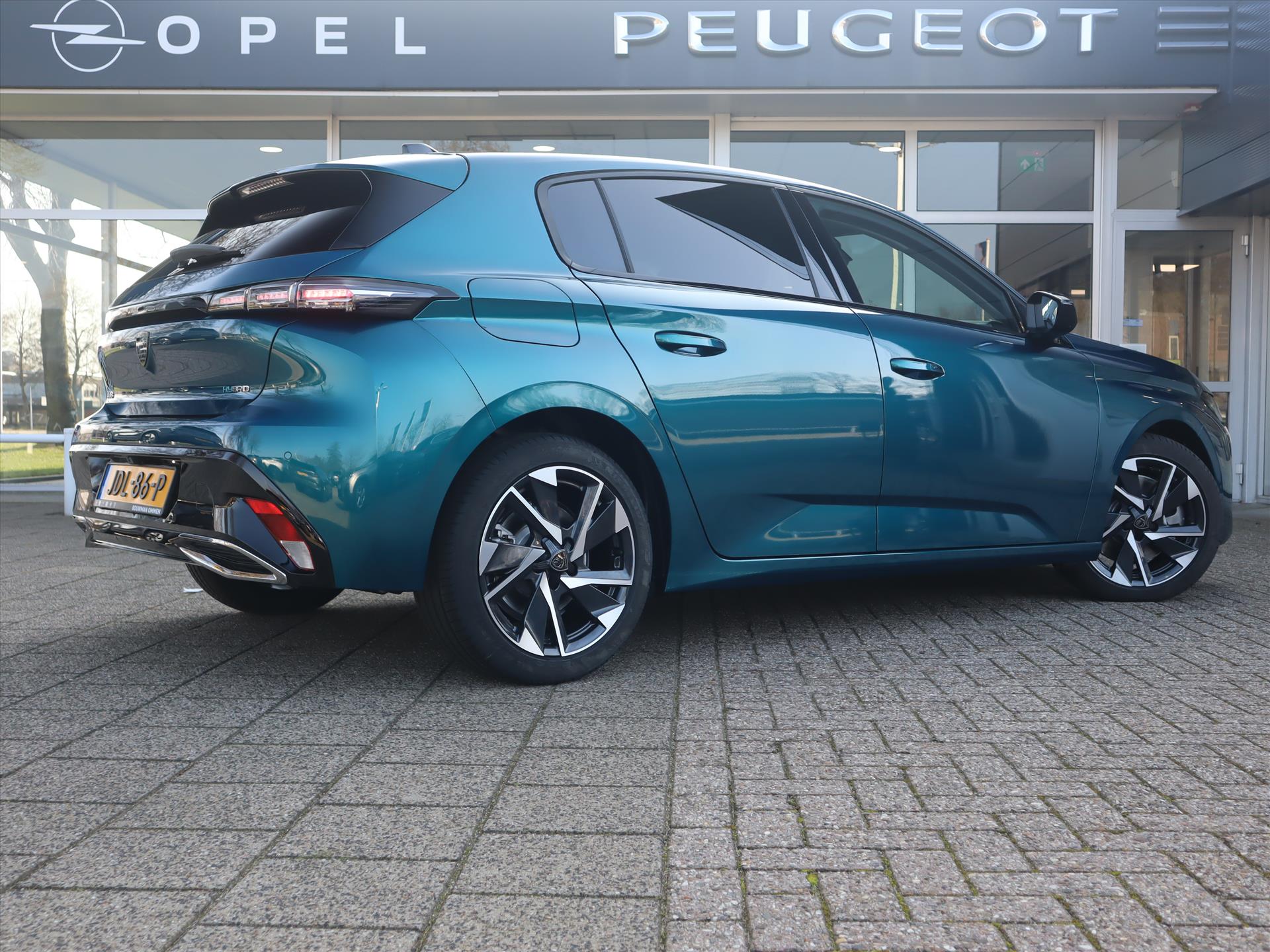 Peugeot 308 Allure Avantage 1.6 HYbrid 180PK e-EAT8 Automaat, Rijklaarprijs Navigatie DAB+ Adaptieve Cruise Control - Afbeelding 4