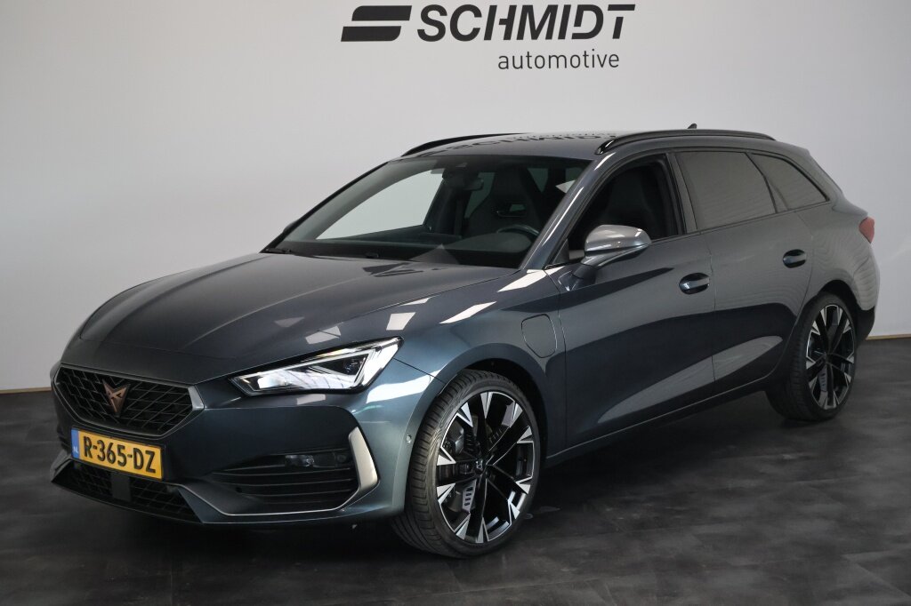 CUPRA Leon Sportstourer 1.4 e-Hybrid Business 245pk | LED | ACC | Keyless | Carplay | 19