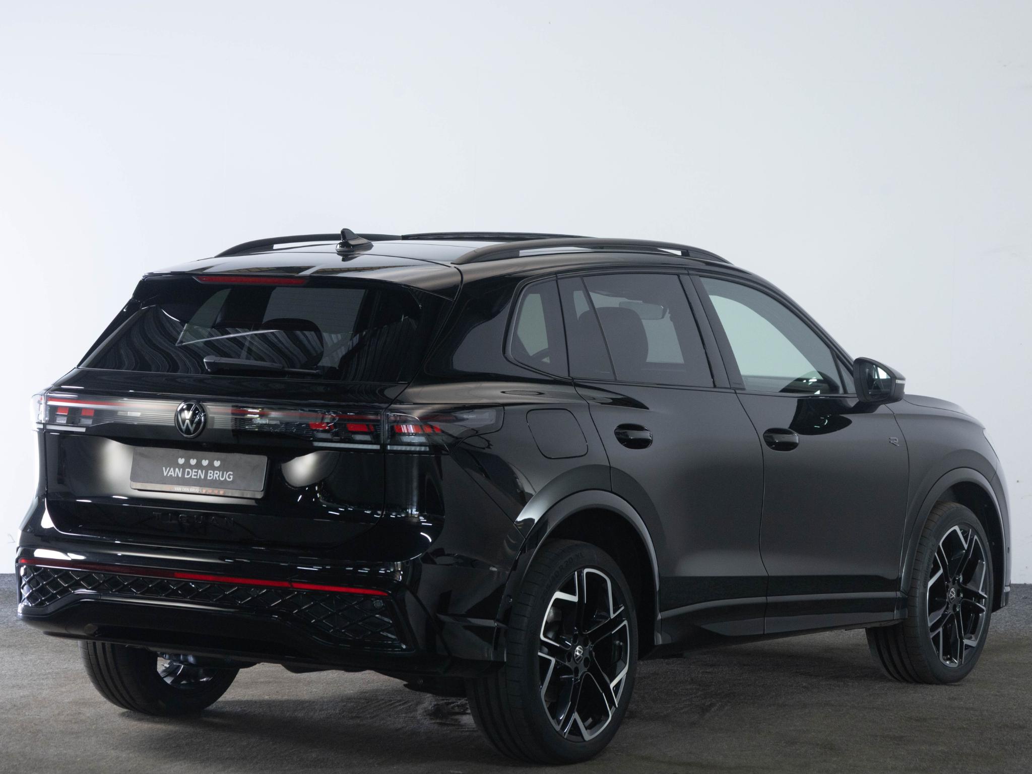 Volkswagen Tiguan R-Line 1.5 272 PK eHybrid - Afbeelding 4