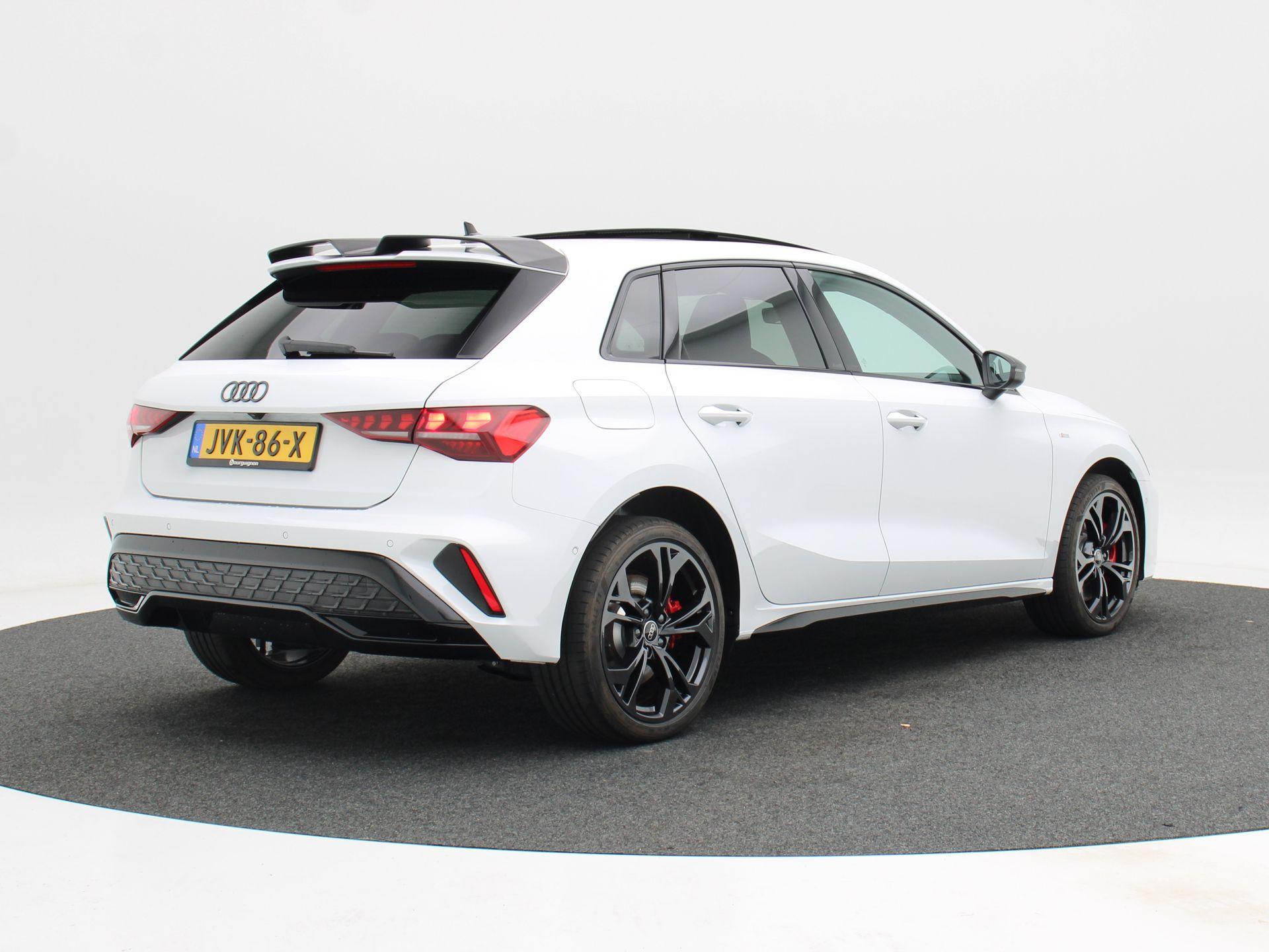 Audi A3 Sportback 45 TFSi e 272 Pk S-Line Competition - Afbeelding 3