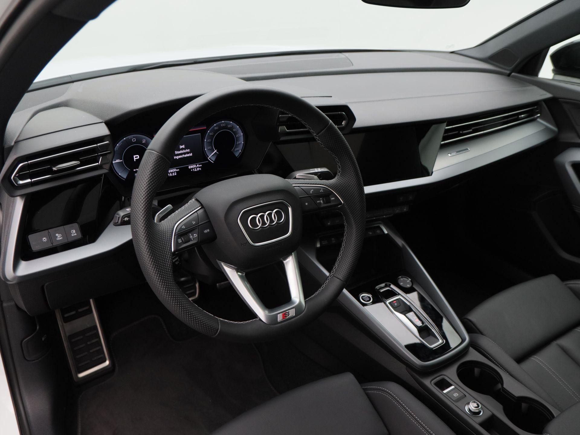 Audi A3 Sportback 45 TFSi e 272 Pk S-Line Competition - Afbeelding 4