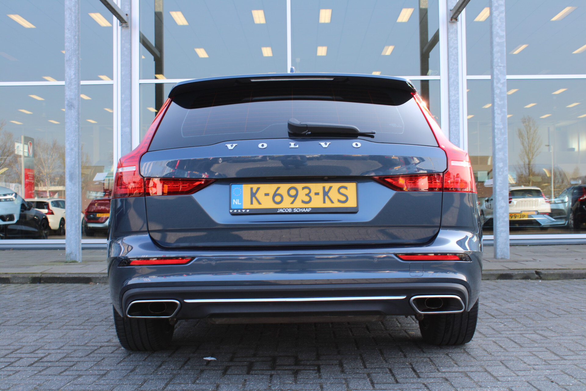 Volvo V60 B3 R-Design - Afbeelding 5