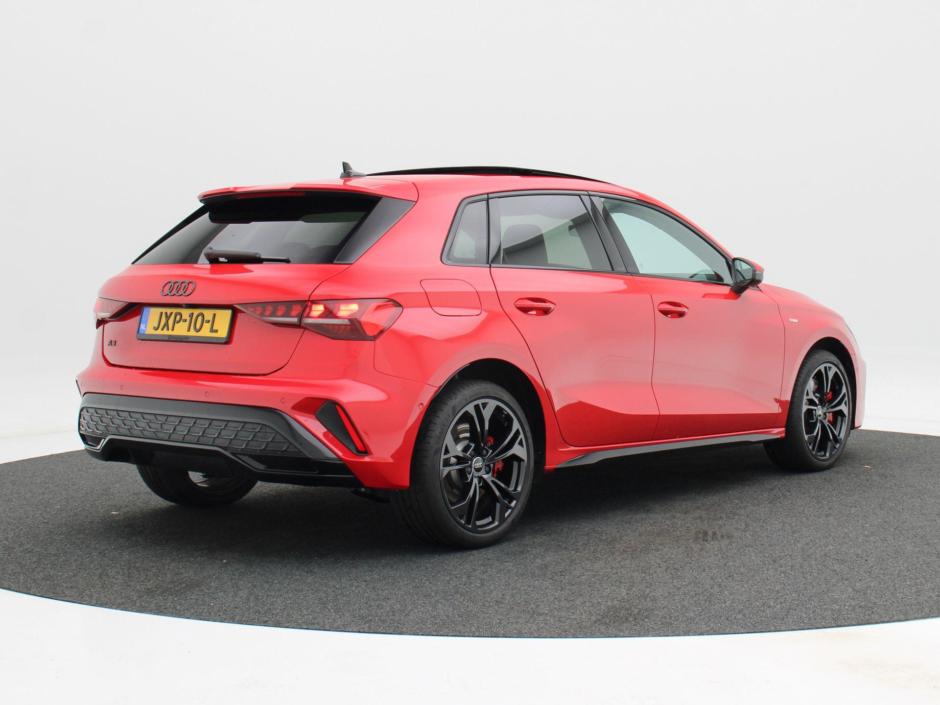 Audi A3 Sportback 45 TFSi e 272 Pk S-Line Competition - Afbeelding 3