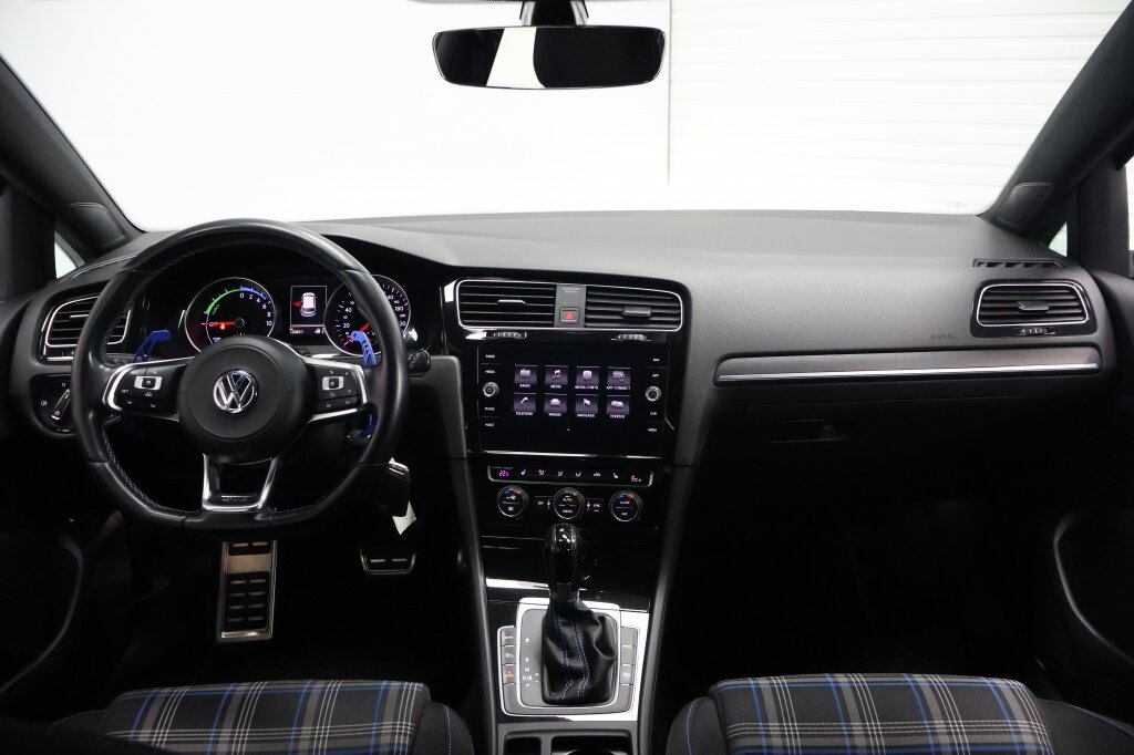 Volkswagen Golf 1.4 TSI PHEV GTE 204pk | ACC | LED | 19" | Apple Carplay - Afbeelding 2