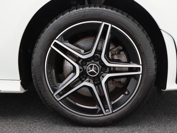 Licht metalen AMG velgen 18''