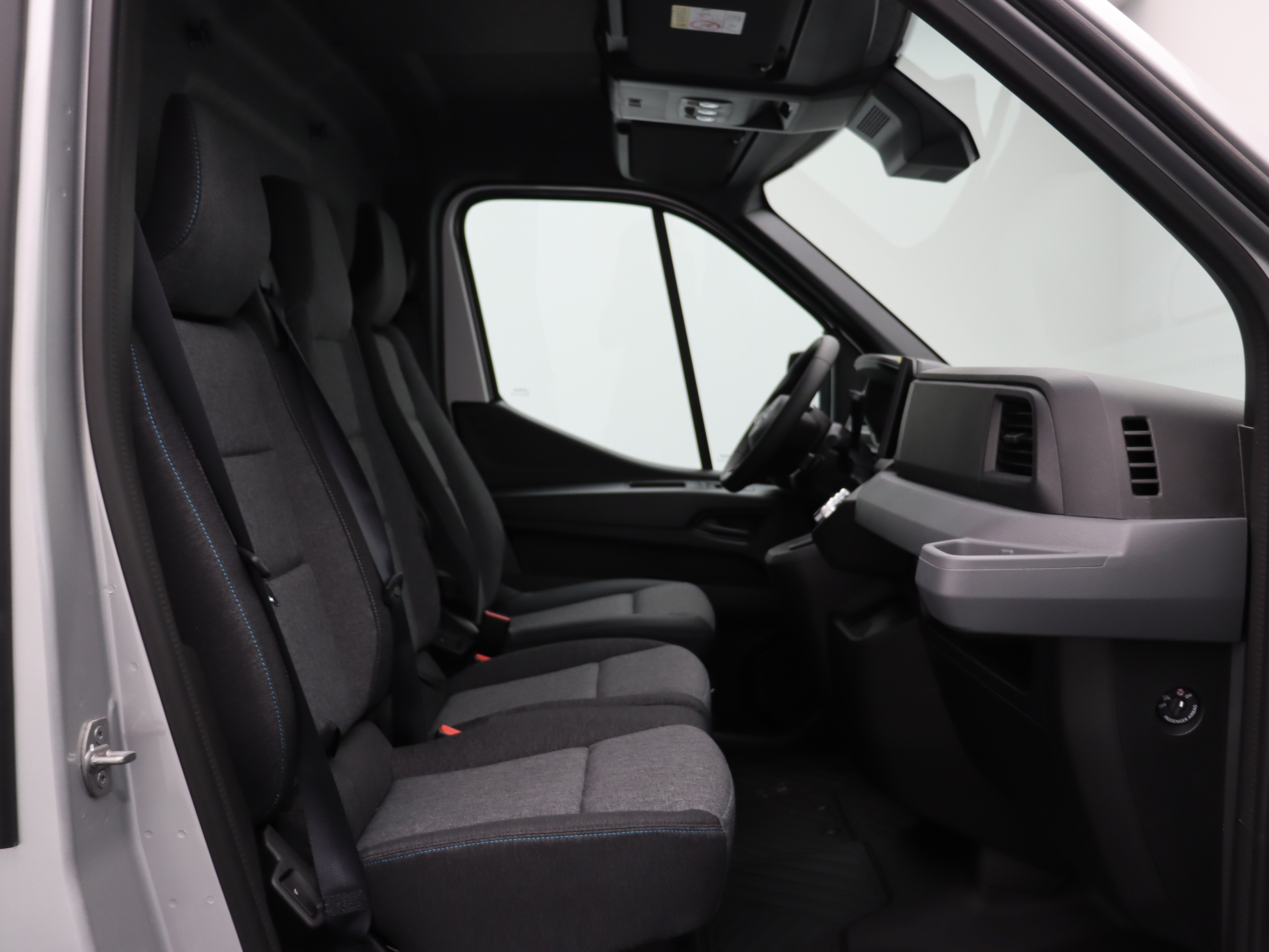 Nissan Interstar Interstar-e Gesloten Bestel L2H2 3.5T 87 kWh 143 1AT Limited + Trekhaak - Afbeelding 5