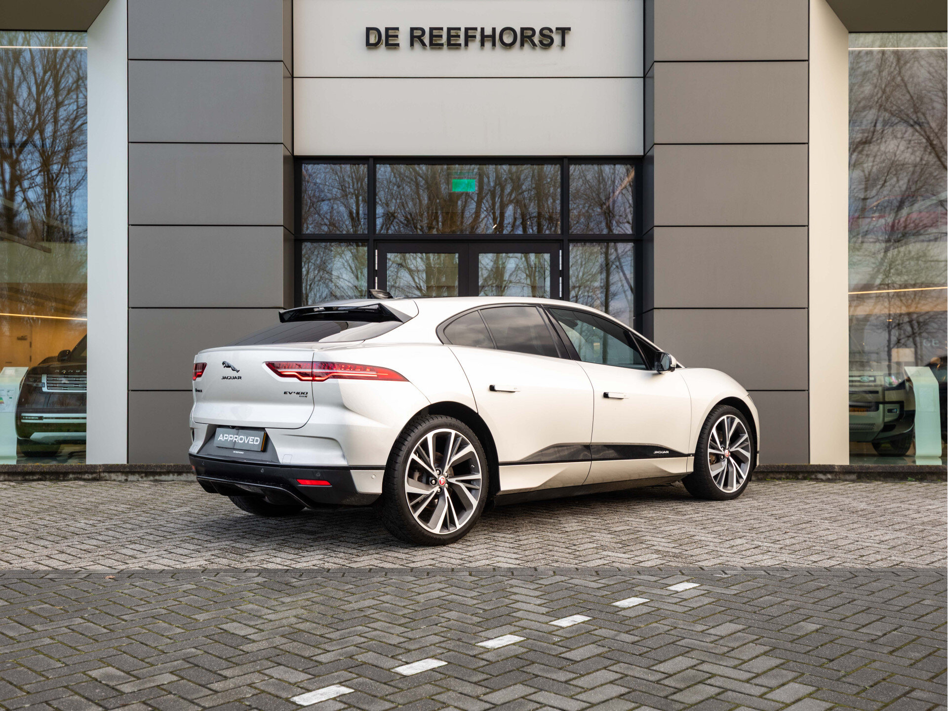 Jaguar I-PACE EV400 S 90 kWh - Afbeelding 2