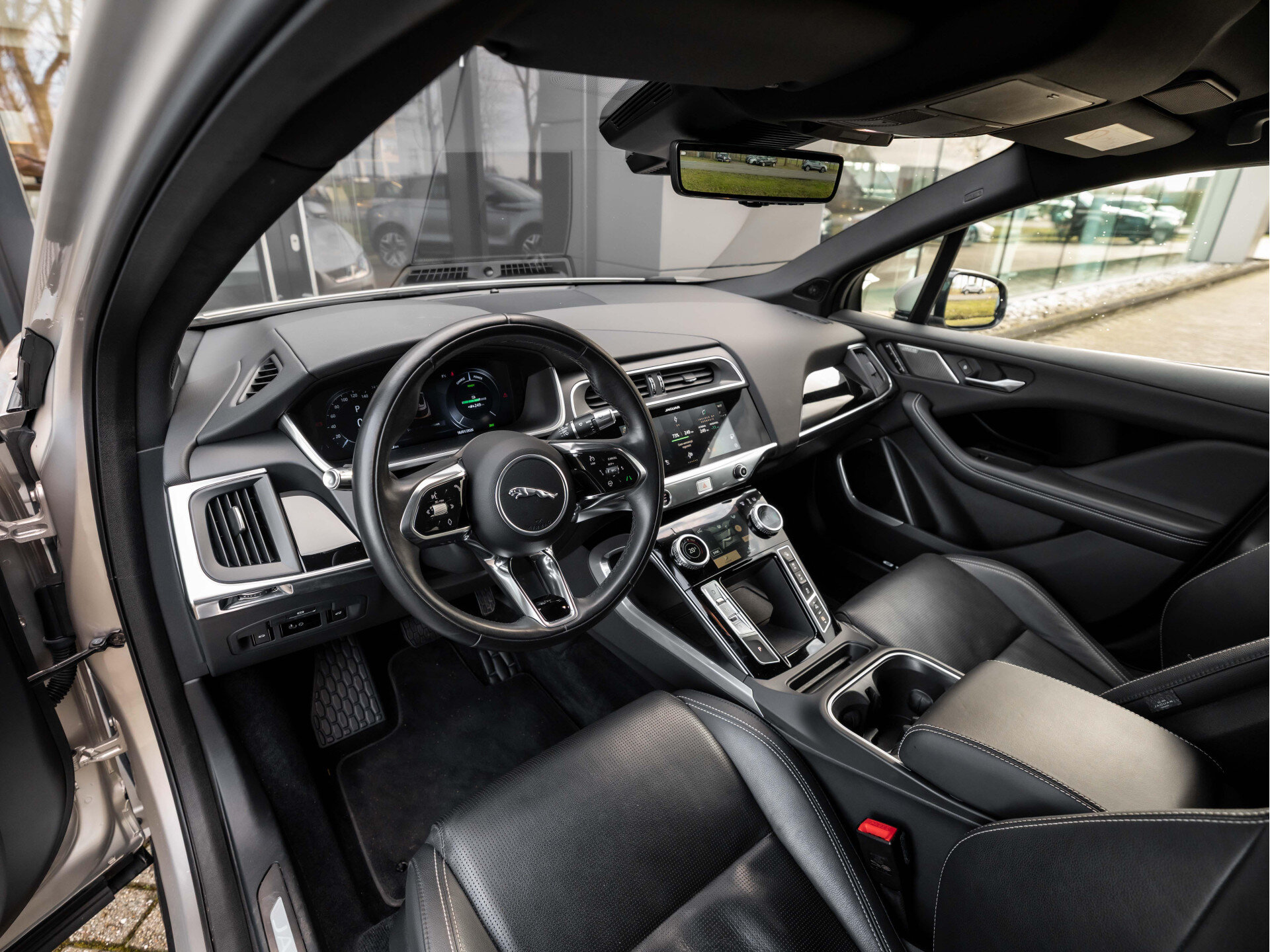 Jaguar I-PACE EV400 S 90 kWh - Afbeelding 3