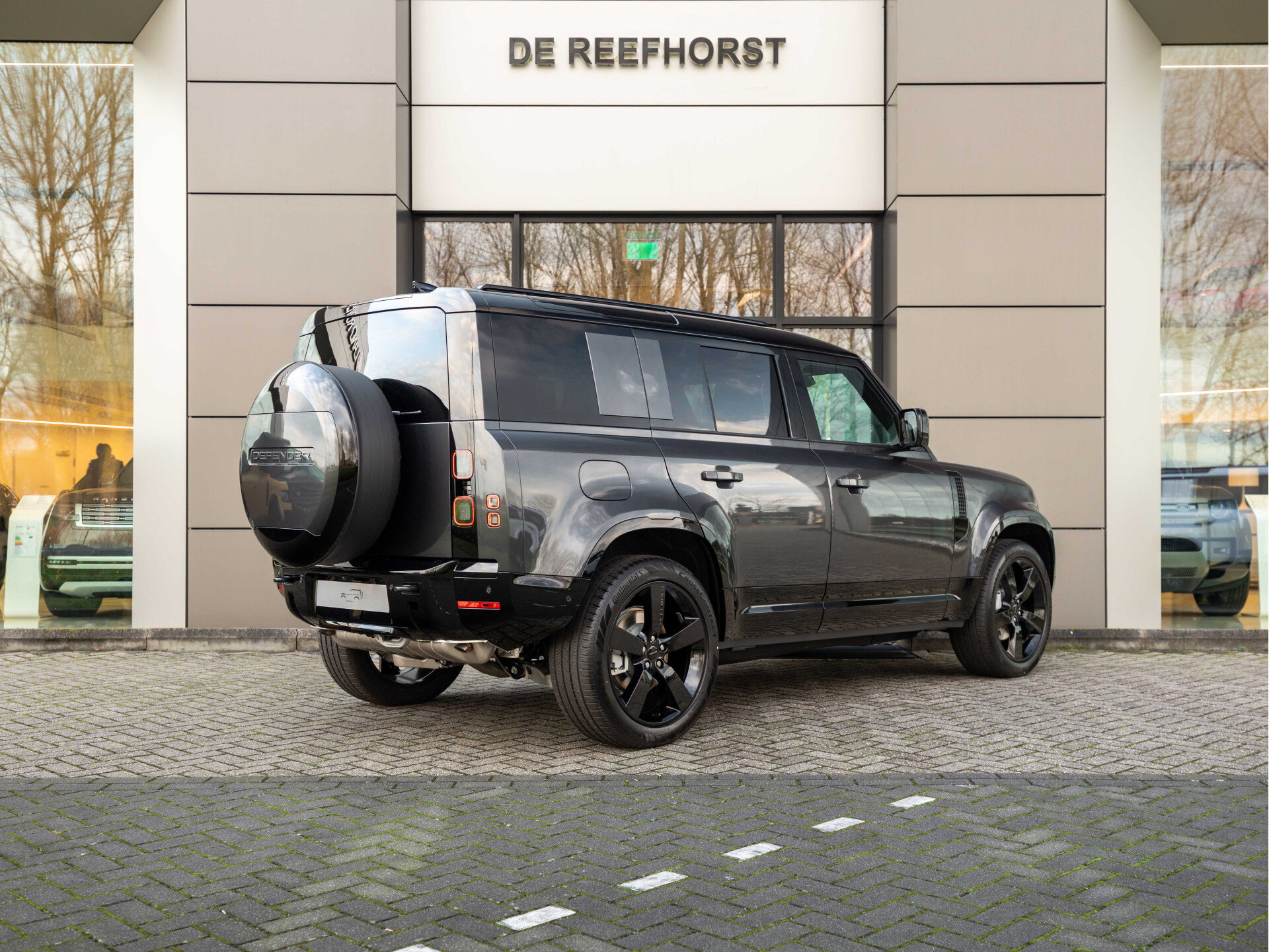 Land Rover Defender 110 P300e 110 X-Dynamic HSE - Afbeelding 2