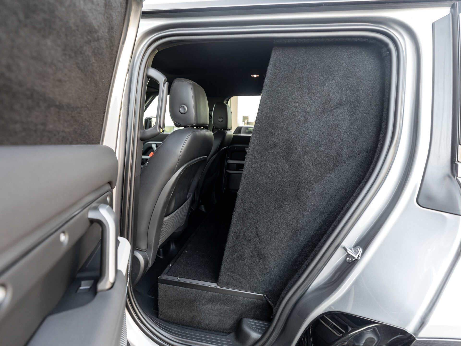 Land Rover Defender 110 3.0 D250 110 X-Dynamic SE - Afbeelding 5