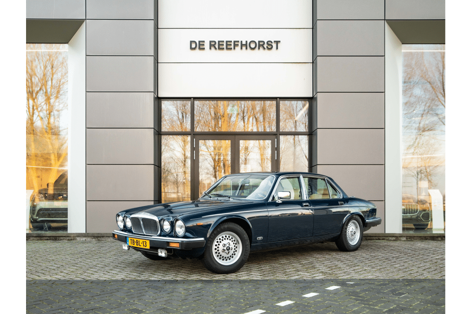 Daimler Double-Six 5.3 V12 - Afbeelding 1