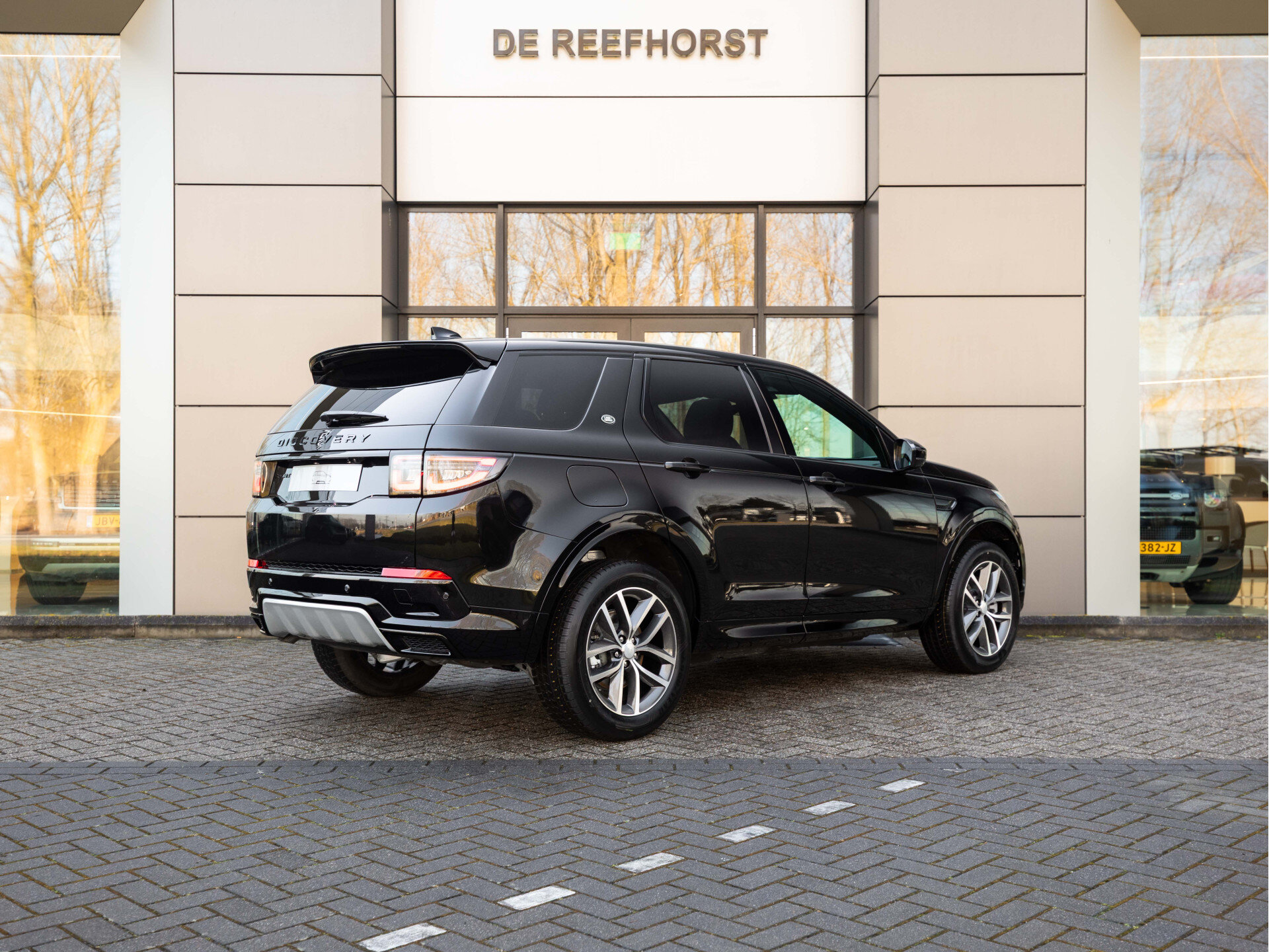 Land Rover Discovery Sport P270e PHEV Business Edition - Afbeelding 2