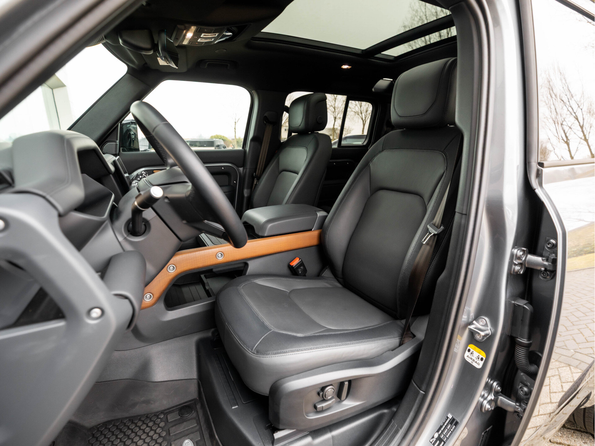 Land Rover Defender 110 P400e 110 X-Dynamic HSE - Afbeelding 4