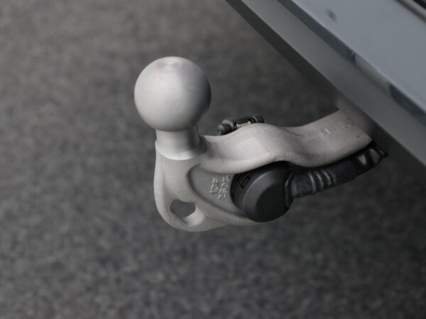 trekhaak elektrisch uitklapbaar