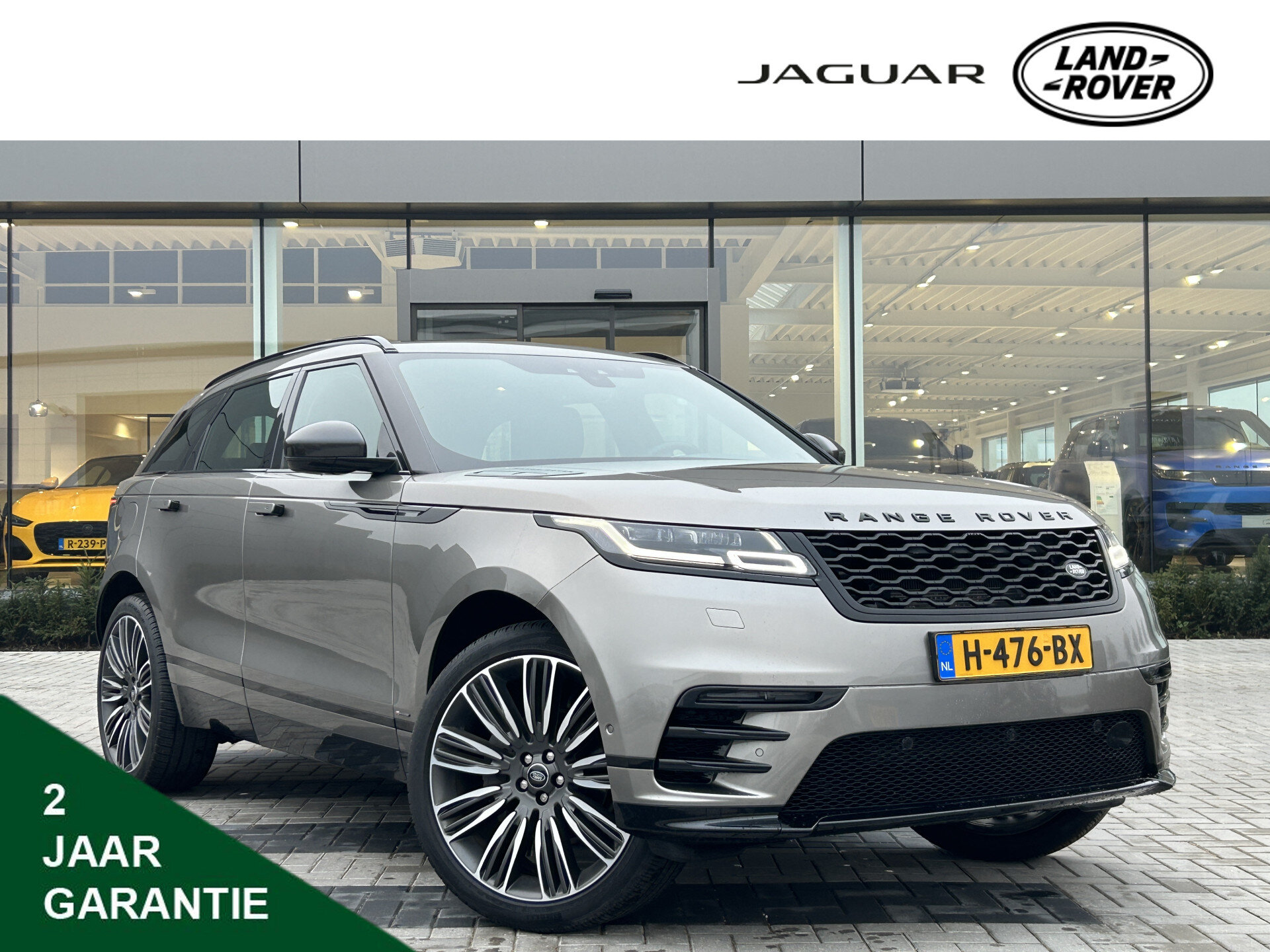 Land Rover Range Rover Velar P250 250pk AWD R-Dynamic Carbon Edition