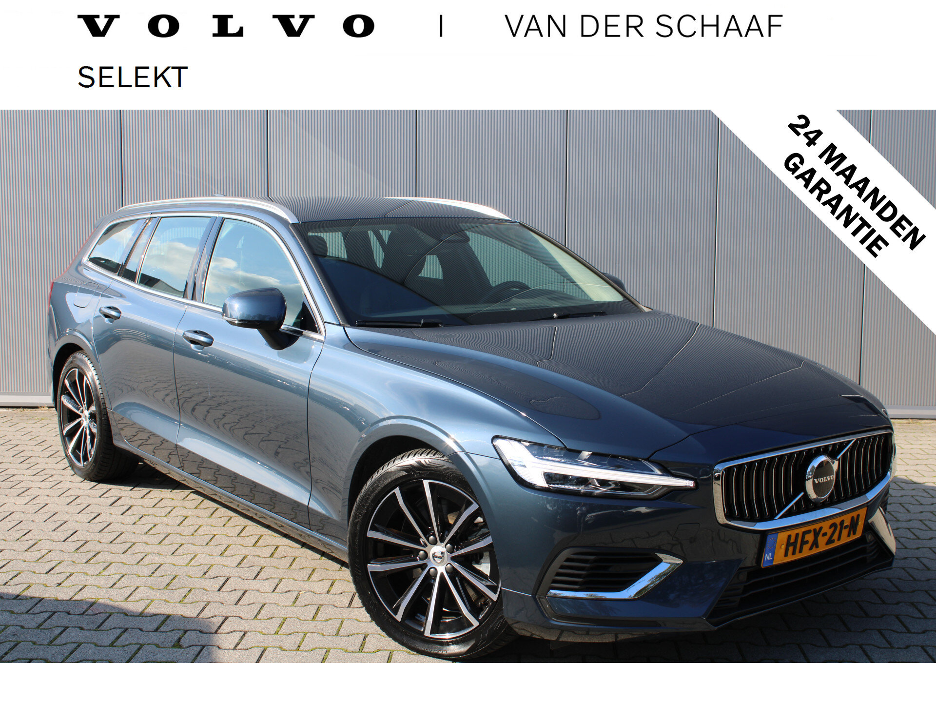 Volvo V60 T6 Plug-in hybrid AWD Essential Bright