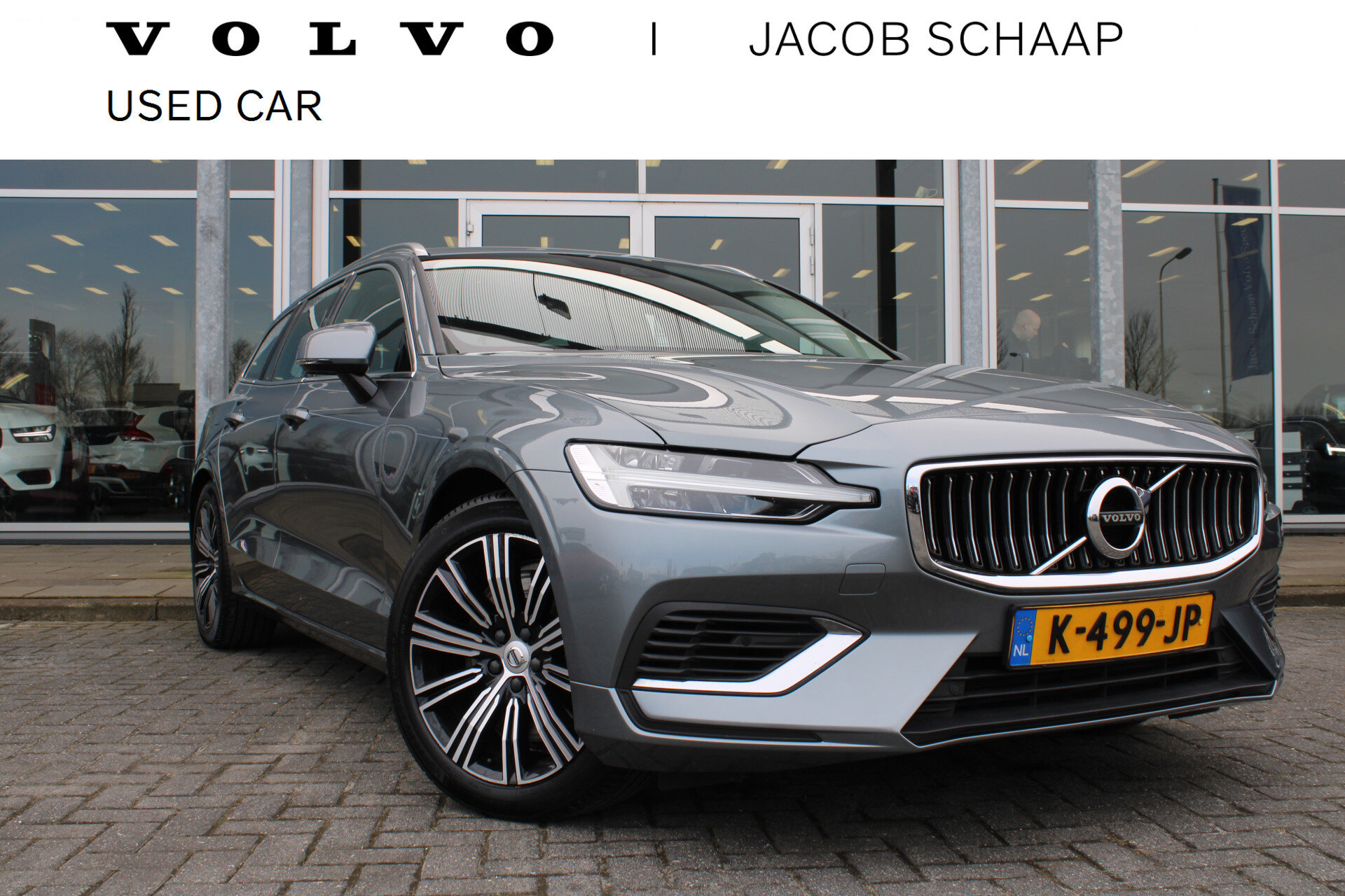Volvo V60 T6 Recharge AWD R-Design