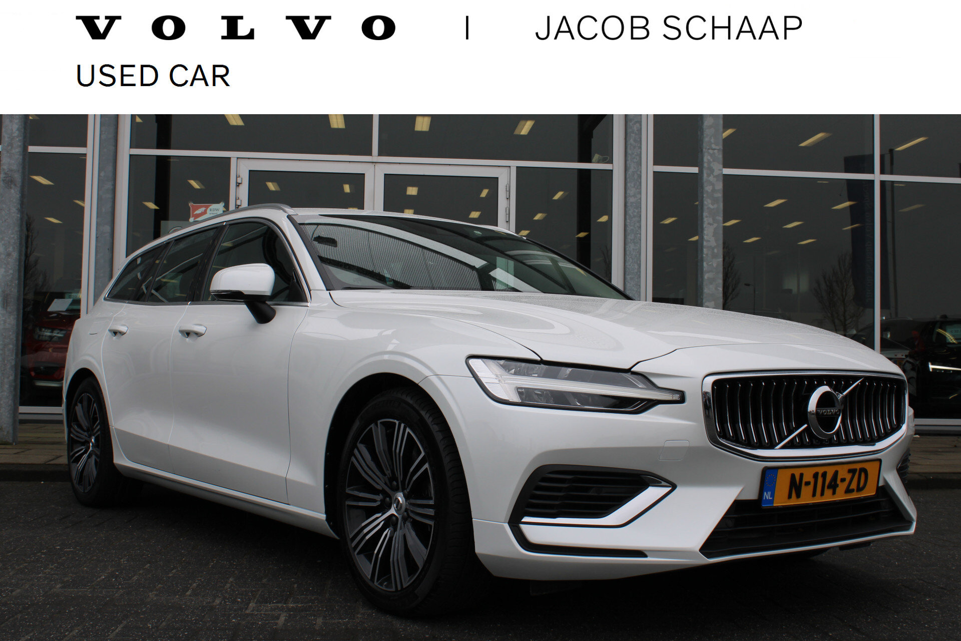 Volvo V60 T8 Recharge AWD Inscription