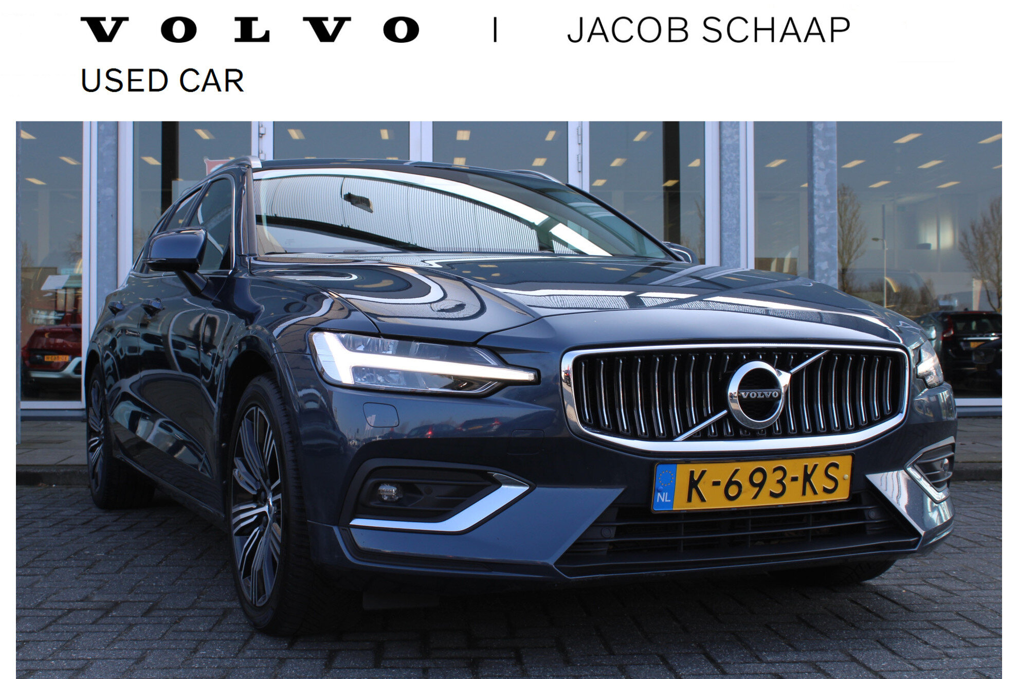 Volvo V60 B3 R-Design