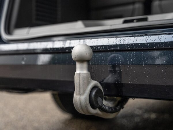 trekhaak elektrisch uitklapbaar trekhaak elektrisch uitklapbaar