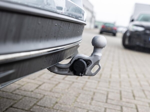 trekhaak elektrisch uitklapbaar