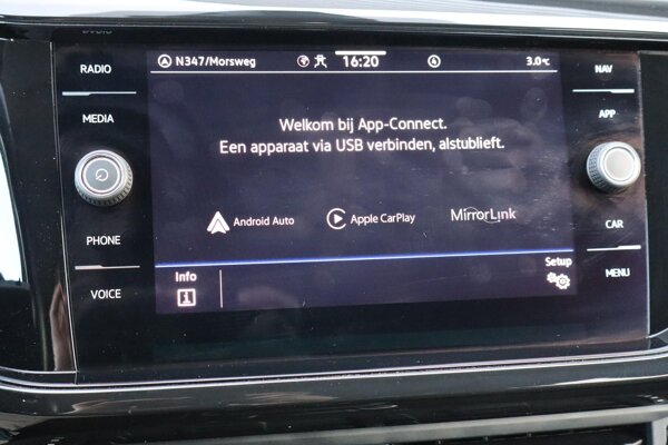 Apple Carplay/Android Auto