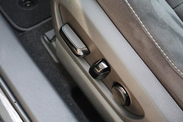 elektrisch verstelbare bestuurdersstoel