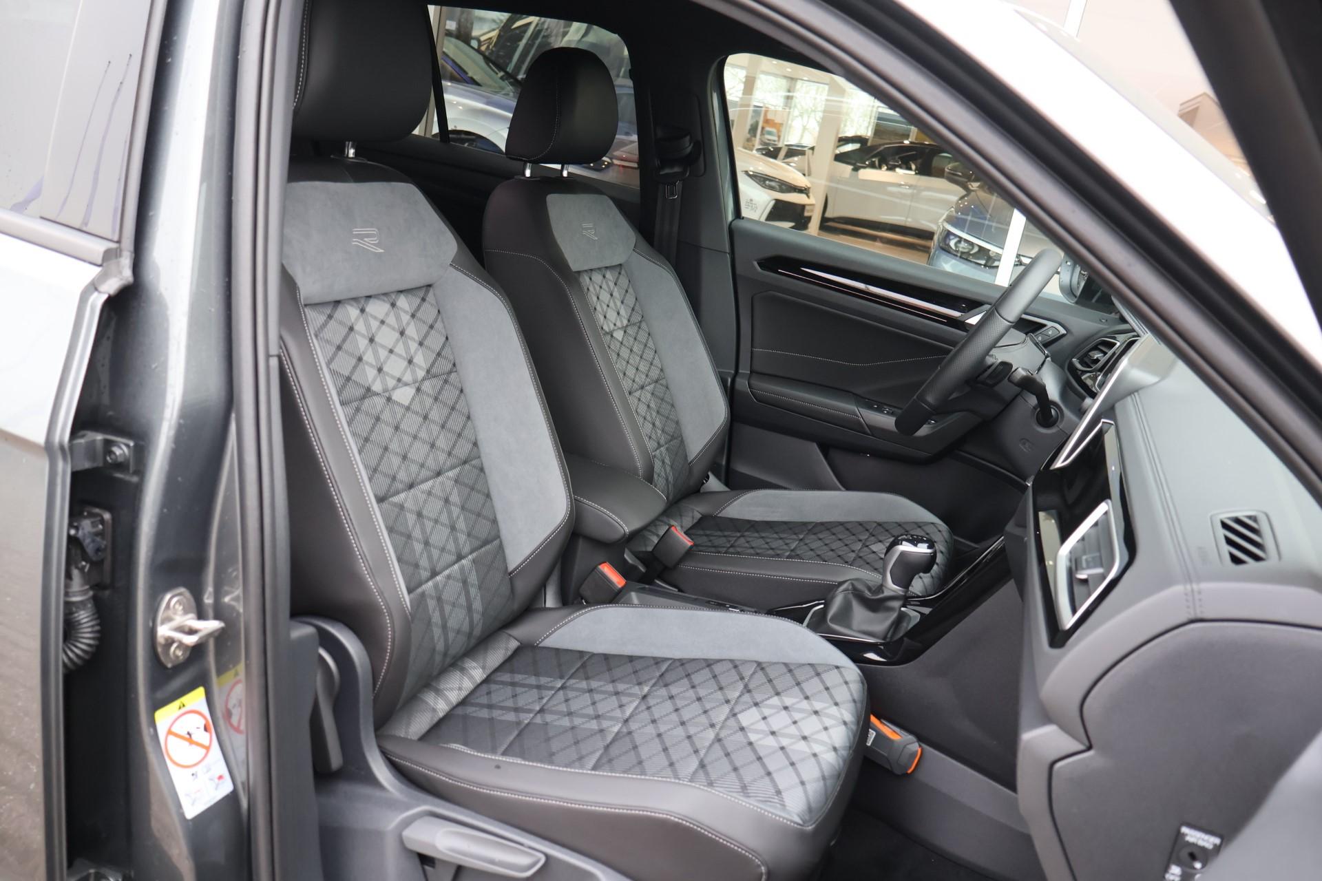 Volkswagen T-Roc 1.5 TSI 150pk DSG R-Line Edition - Afbeelding 4